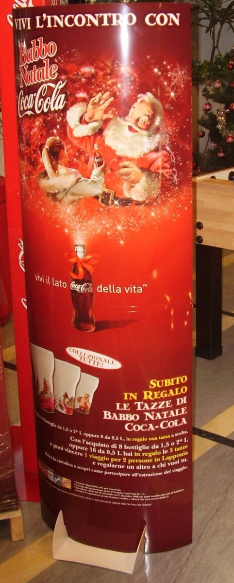 Totem_ovale_auotomontante_stampa_digitale_offset_coca_cola